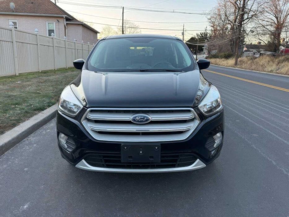 Ford Escape Titanium      2017