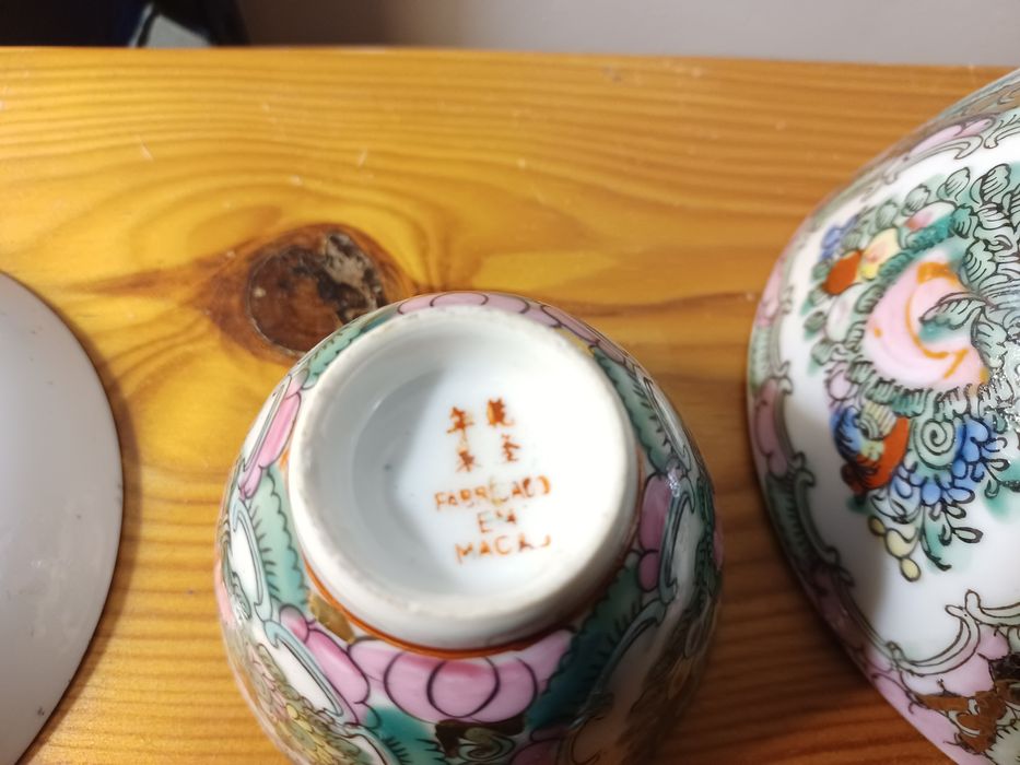 Taças variadas orientais