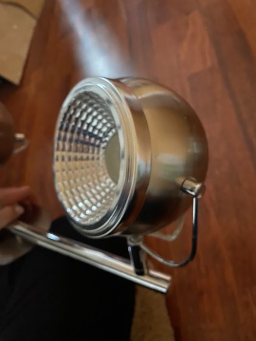 karnisz biurowy nad biurko