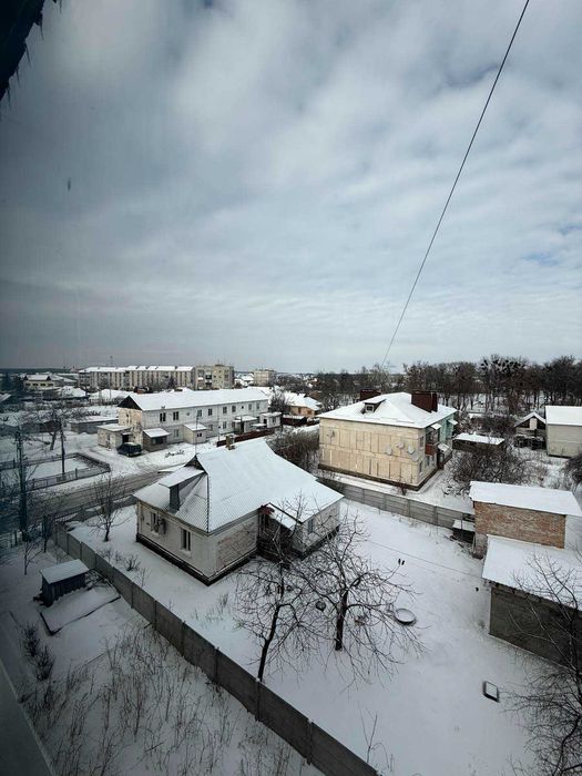 Продаж 2-кімнатної квартири в смт Рокитне, Київська область