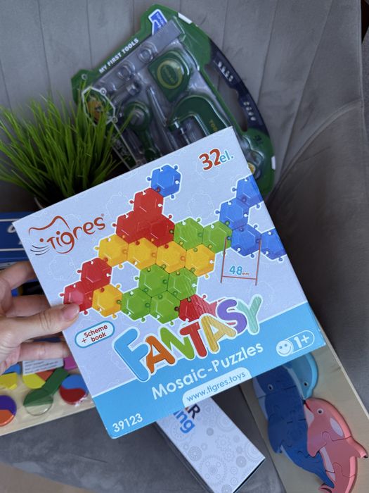 Лот розвиваючих іграшок монтессорі конструктор пазл набір інструментів