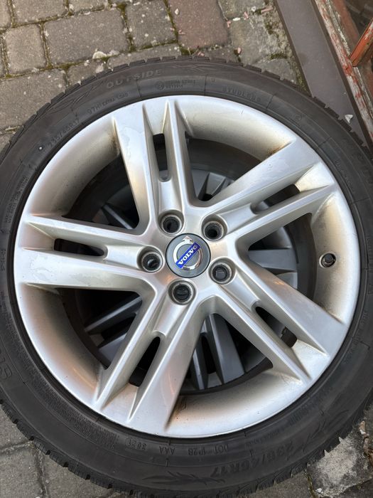 Koła Volvo 235/45/17