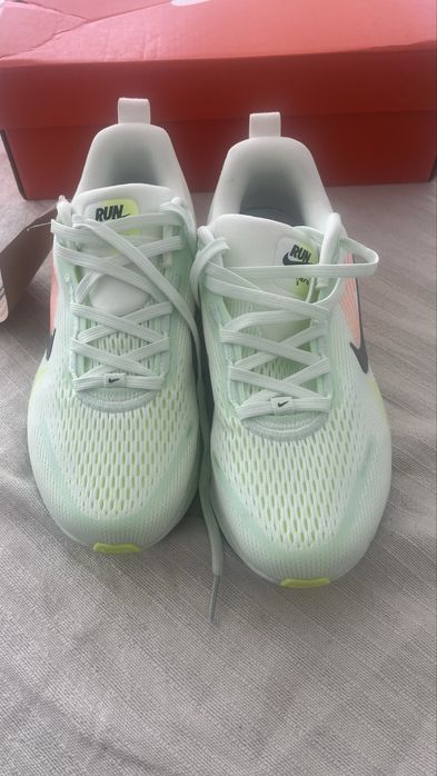 Nike Vomero 18 Mulher | Novas c/ etiqueta | Tam. 38