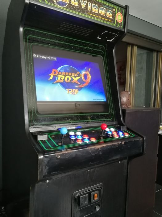Maquina de jogos arcade retro gamer