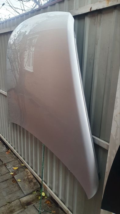 Продам капот Фолксваген Туарег 2007 2008 2009 2010