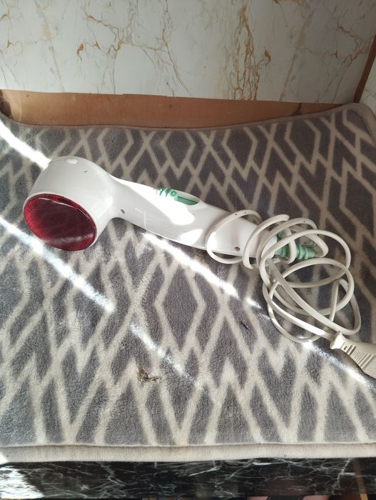 Масажер з інфрачервоним теплом