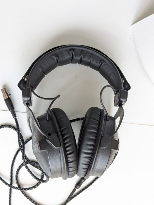 Beyerdymamic dt770pro black edition балансе підключення