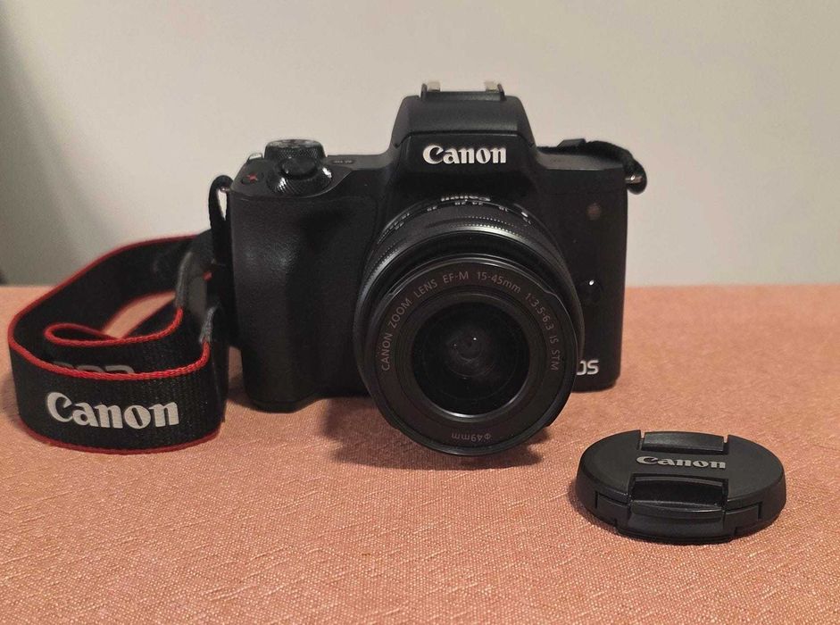 Kit Máquina Fotográfica CANON EOS M50 MII + M15-45 (APS-C)