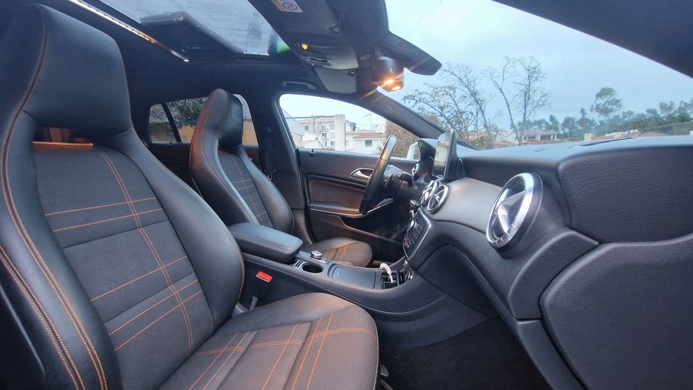 Mercedes CLA 220cdi Orange