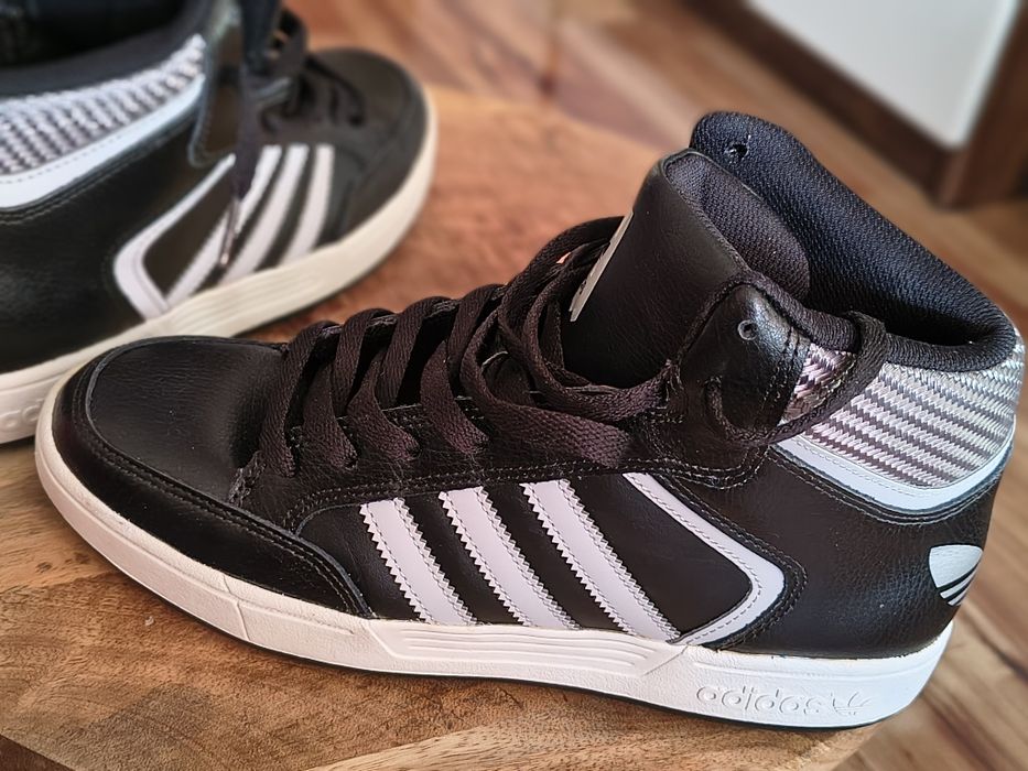 Buty Adidas Varial Mid