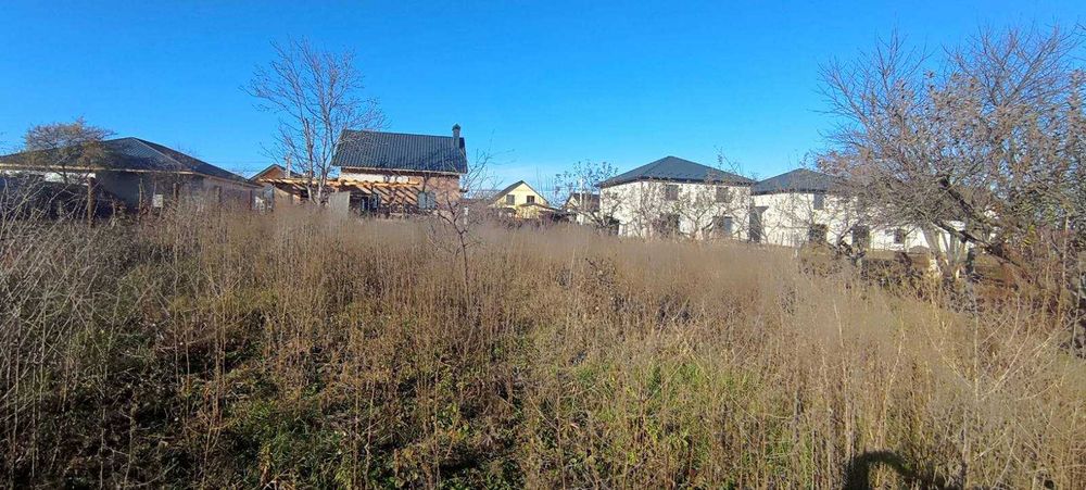 (8) Продам земельну ділянку в с. Пирогово 9890