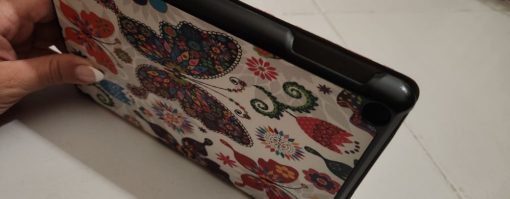 Capa com iman tablet 7"64739419081475122