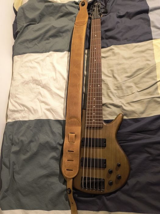 Bas 6 strun Ibanez GSR206B-WNF