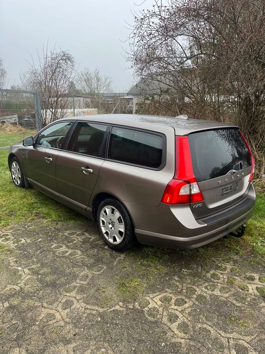 Volvo v70 d5 185km