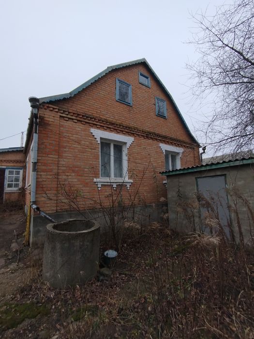 Продається будинок в затишному та тихому місці.