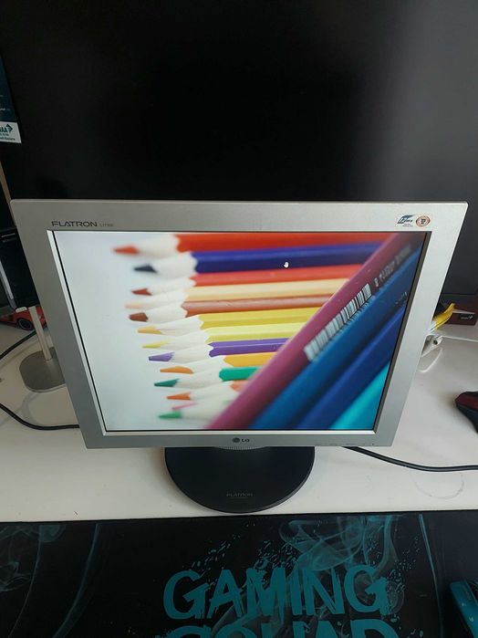 Монітор LG flatron l1730s 17 дюймів