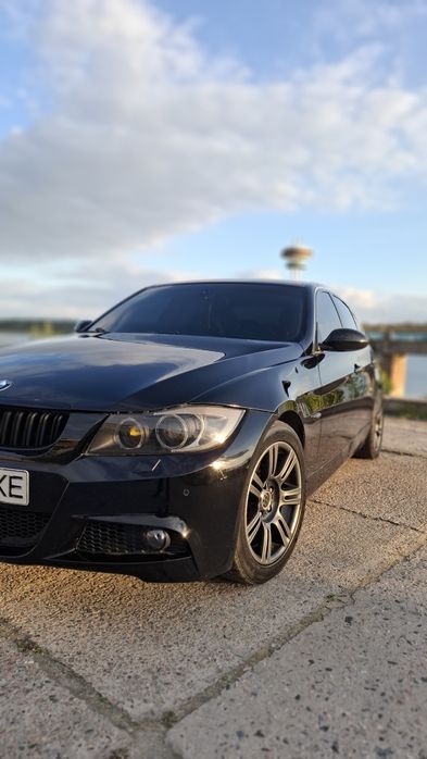 Продажа BMW  E90