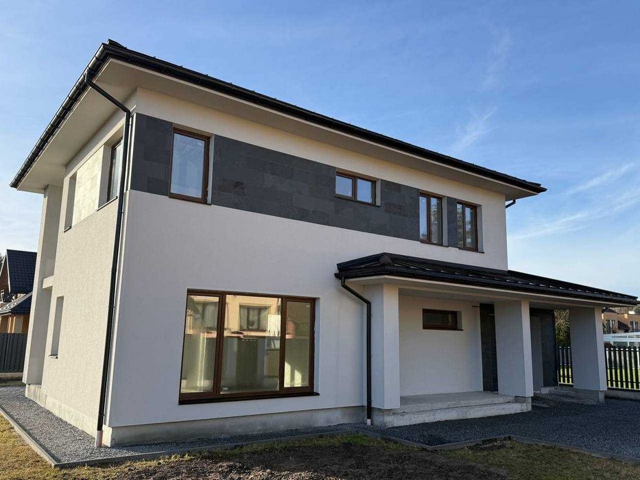 Продаж будинку смт. Брюховичі