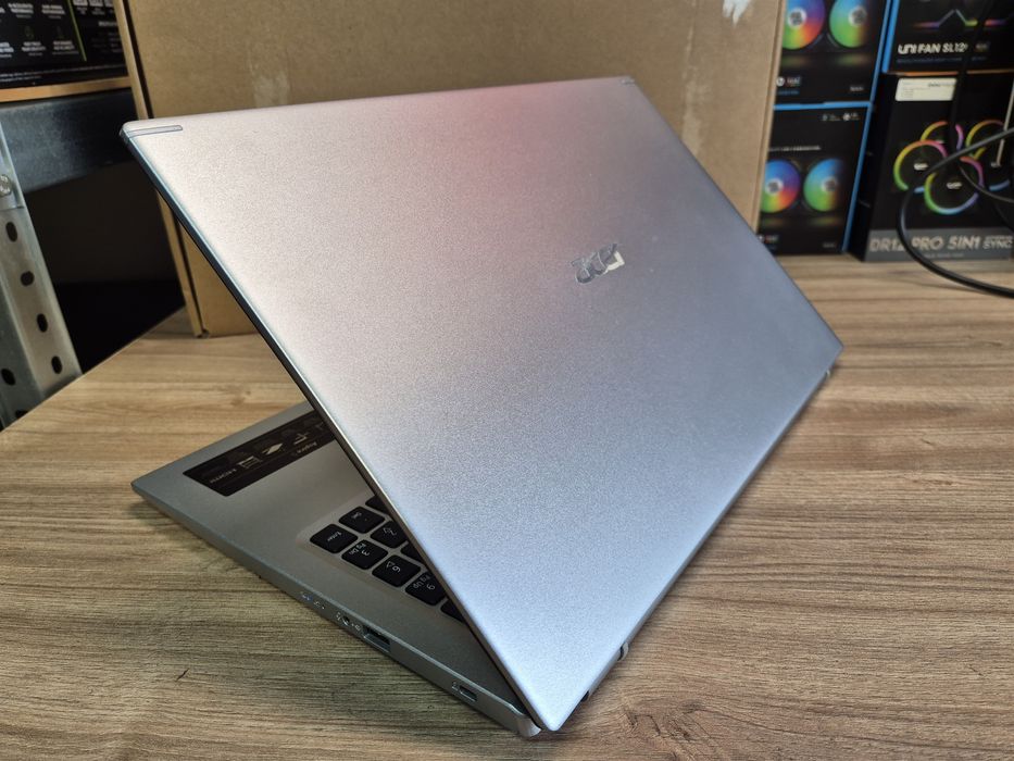 Acer Aspire 5 i5 12GB 512 SSD Nvida MX450 IPS Windows 11