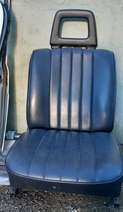 Bancos frente Renault 4L