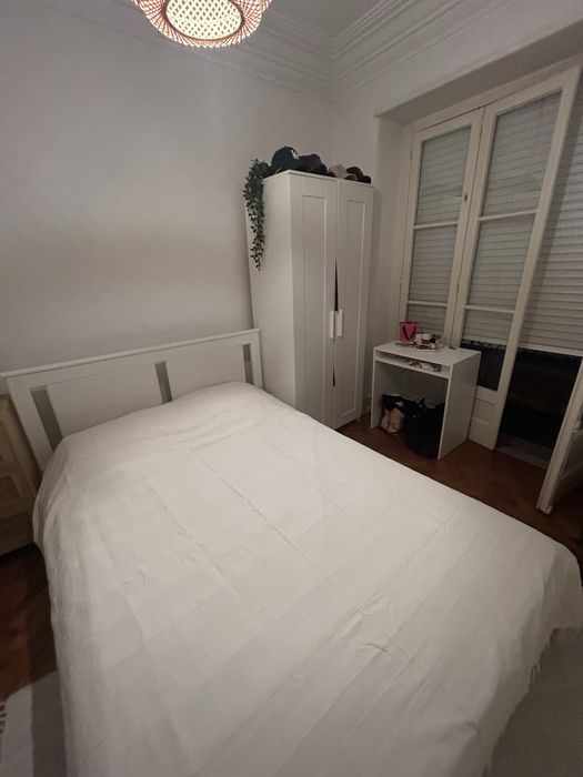Cama casal ikea com 3 gavetas e colchao