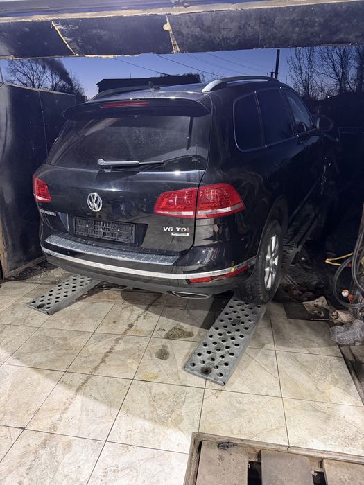 Розборка Черкаси Volkswagen Touareg FL 2014 3.0 Tdi туарег пневма перфорація