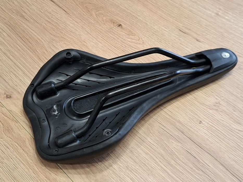 Nowe Siodełko Rowerowe Bontrager Arvada Comp Siedzenie MTB Szosa 143mm