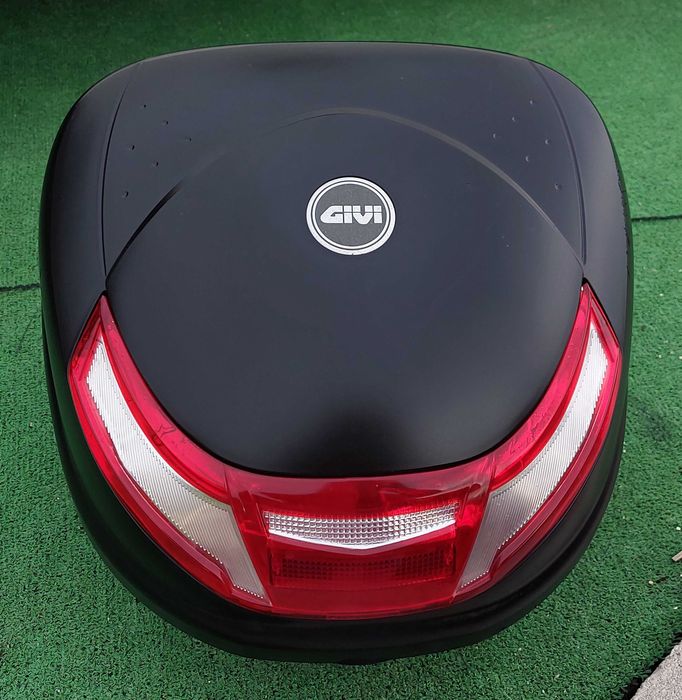 Top Case Givi para moto - LER ANÚNCIO