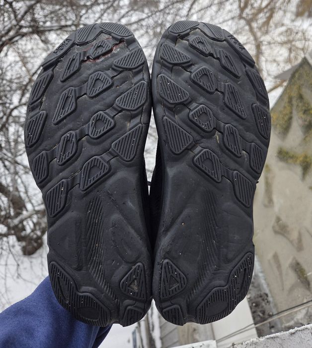 46р Hoka Clifton 9 чоловічі кросівки