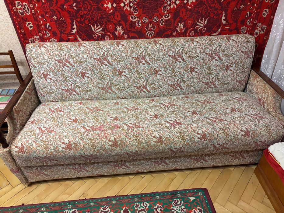 Продам диван б/у