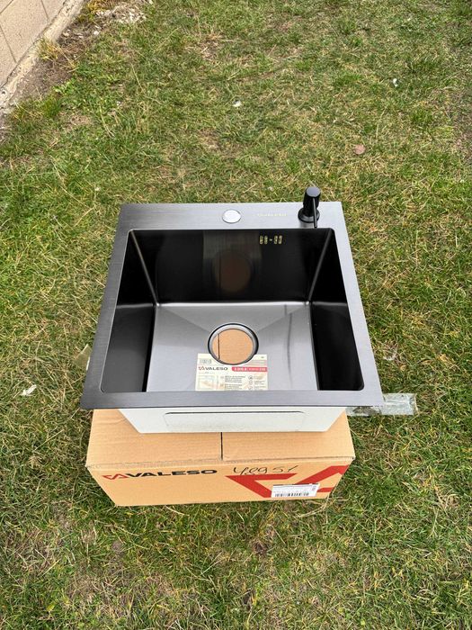 Мийки з нержавіючої сталі різних розмірів Lidz Valeso Ventolux