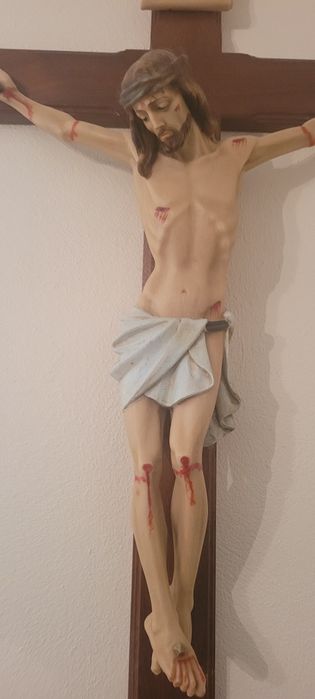 Vendo crucifixo antigo com mais de 1 metro em muito bom estado