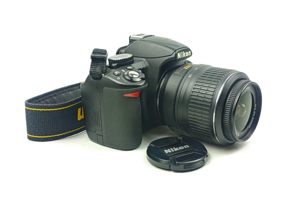 Дзеркальний фотоапарат Nikon D3100 18-55mm 32Gb + сумка (Пробіг 8419)