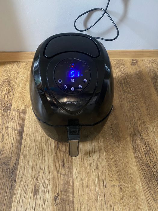 Frytkownica beztłuszczowa Bright