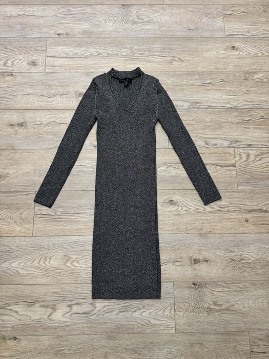 Czarna złota nitka błyszcząca dopasowana prążkowana sukienka M Amisu