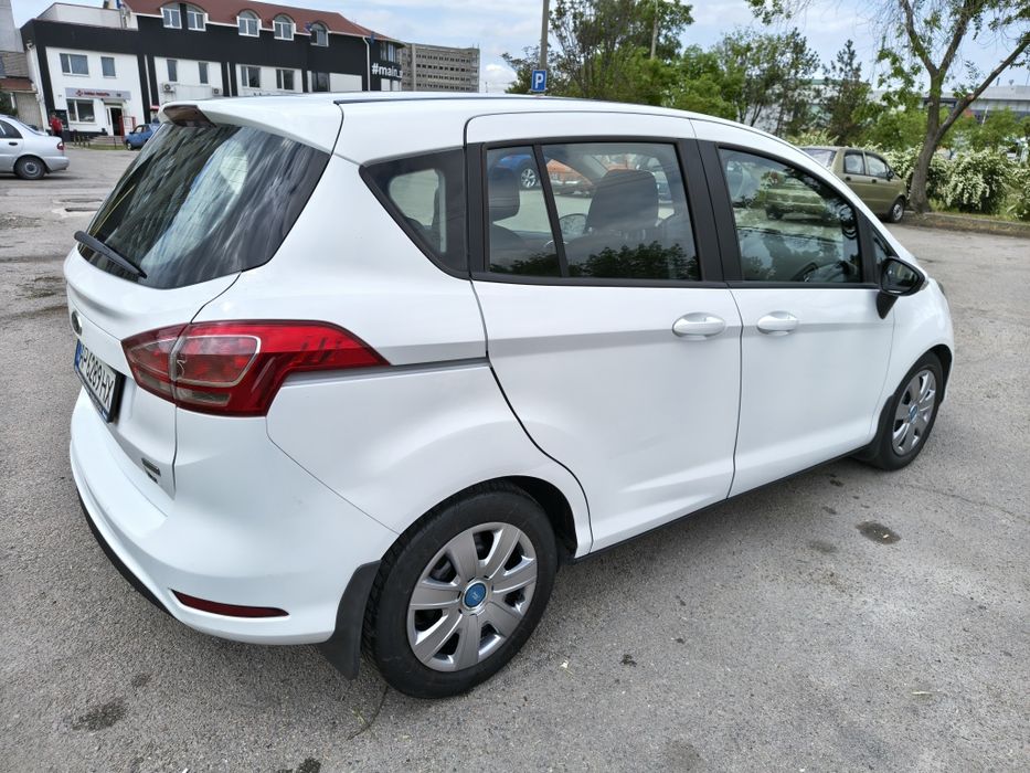Ford B-max власник