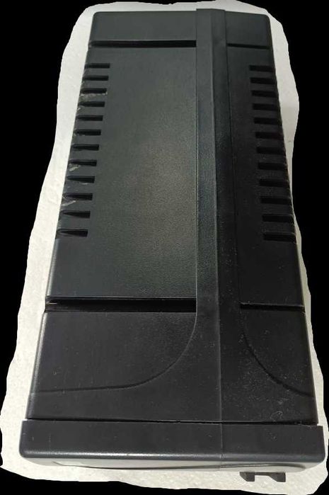 UPS PowerCom używany 650VA