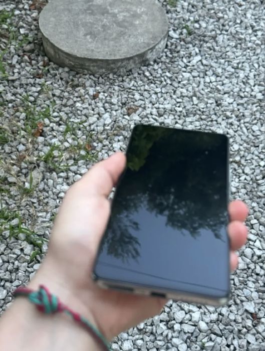 Xiaomi 11T на запчастини (не вмикається після води)