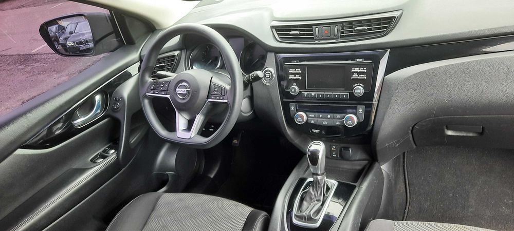 Продам нещодавно пригнаний з США NISSAN Rogue Sport у комплектації SV
