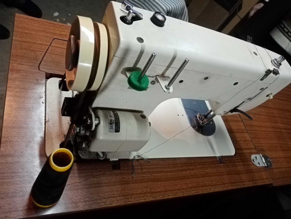 Máquina de costura de pontos marca RICCAR