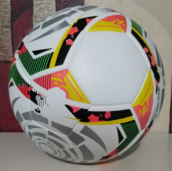 Футбольний м'яч La Liga 1 Accelerate безшовний 5 розмiр