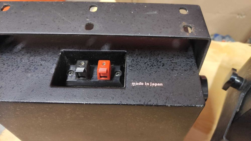 Kolumny satelity Monacor Sound Track japońskie