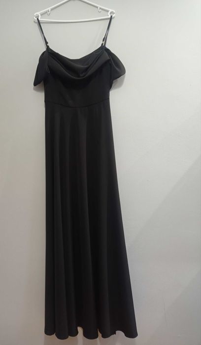 Elegancka sukienka na studniówkę, sylwestra