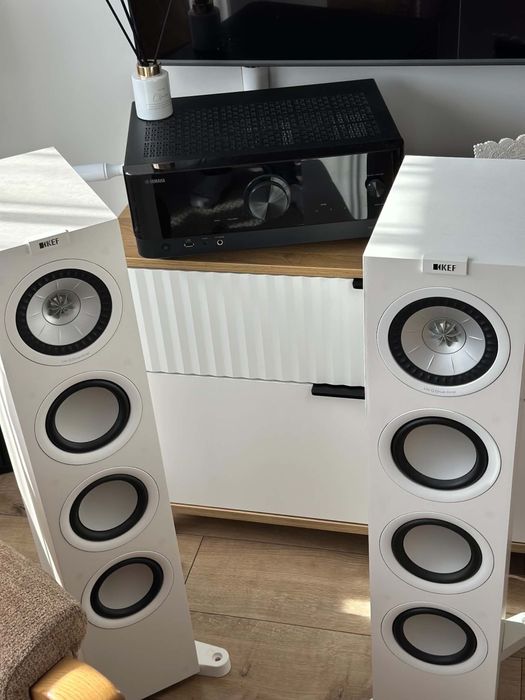 Amplituner Yamaha RX-V4A / GŁOŚNIKI KEF Q550 PARA