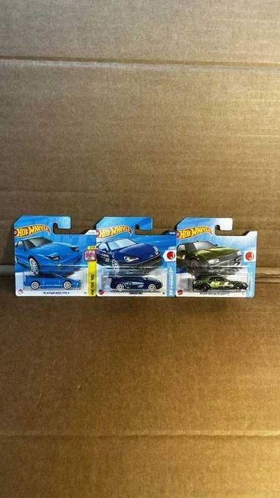 Zestaw 3 Hot Wheels Nissan, Subaru