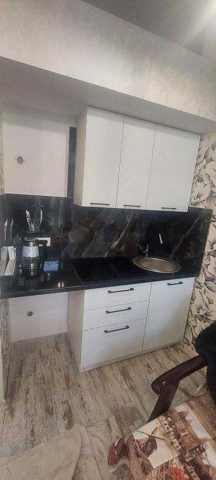 Ремонт та складання корпусної мебелі