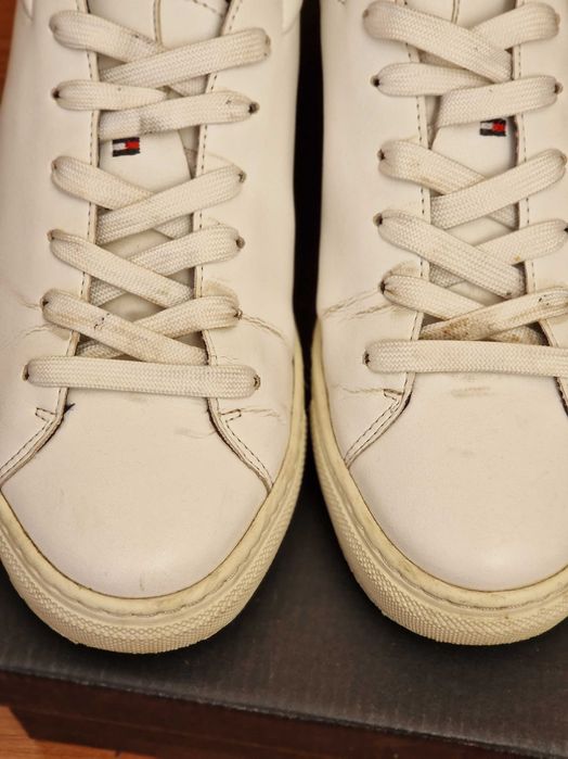 Tommy hilfiger кожаные кеды.38 р.