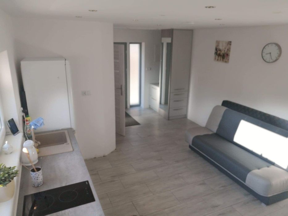 Studio- apartament dla 2-3 osób /osobny budynek-wejście ! Parking