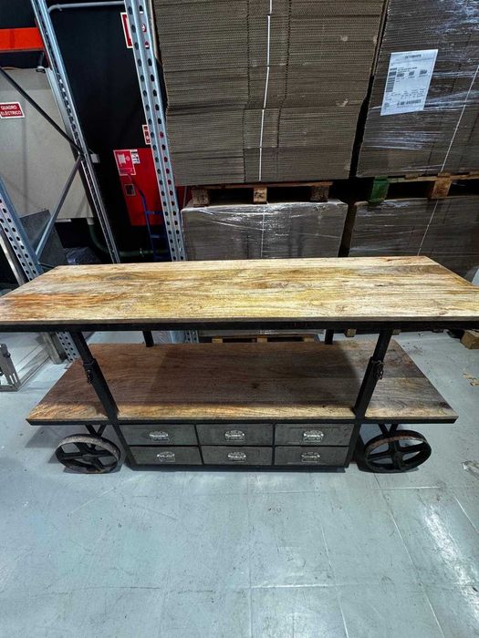 Aparador Industrial Vintage em Ferro e Madeira — Peça única