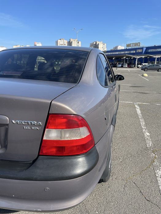 Opel Vectra B 1.6